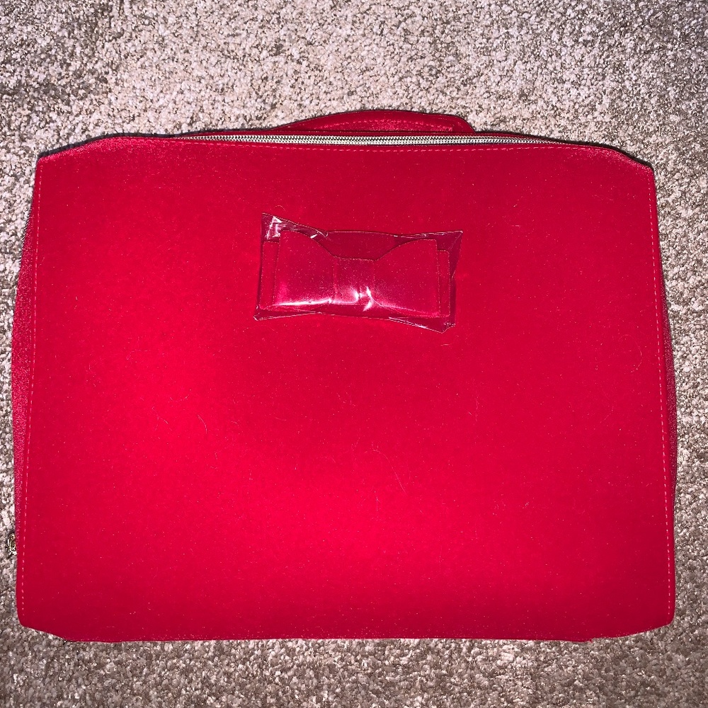 Red Crushed Velvet Makeup Carrier